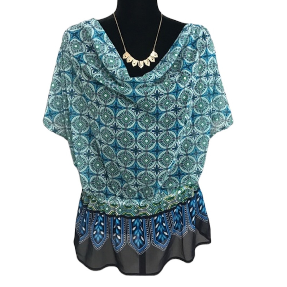 Rafaella Floral print blouse with built in navy camisole. Cinched waist Sz M